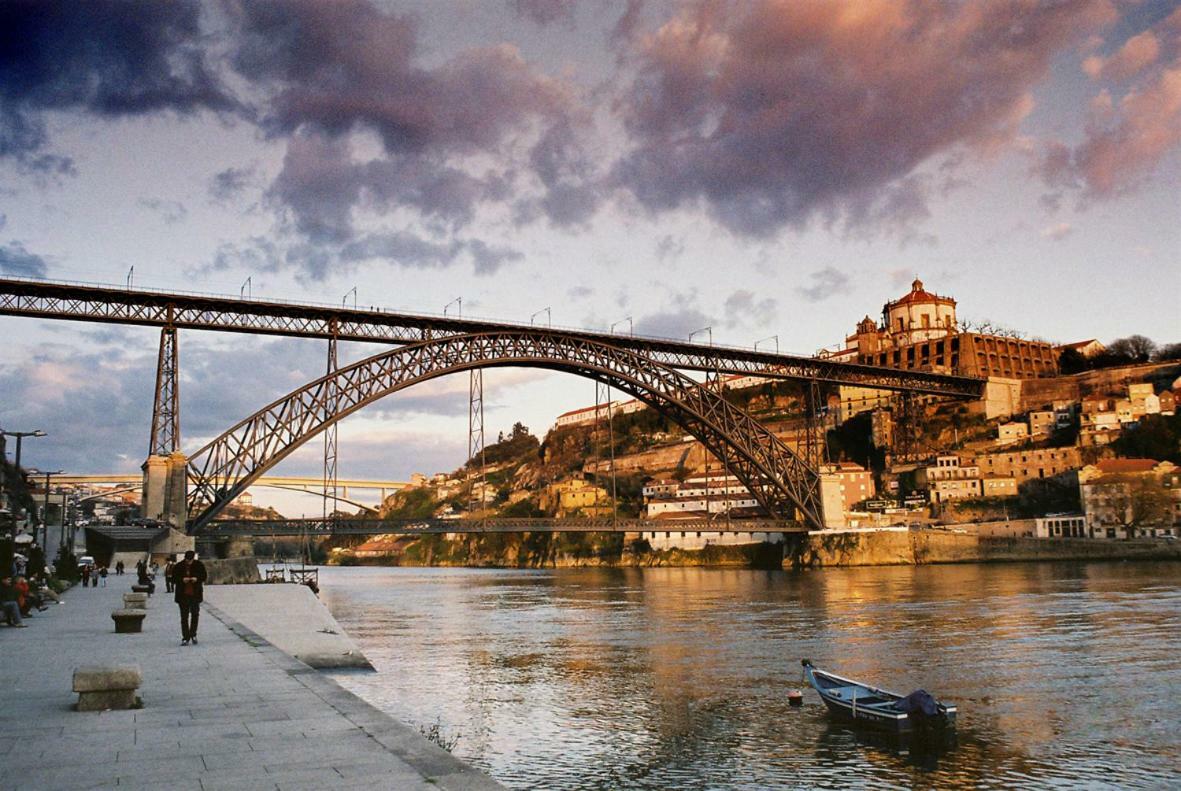 Oporto Beach Gulpilhares Екстериор снимка